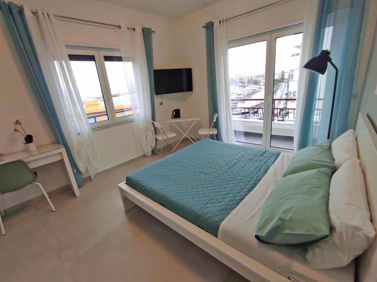 B&B La Finestra Sul Mare Milazzo Exterior photo