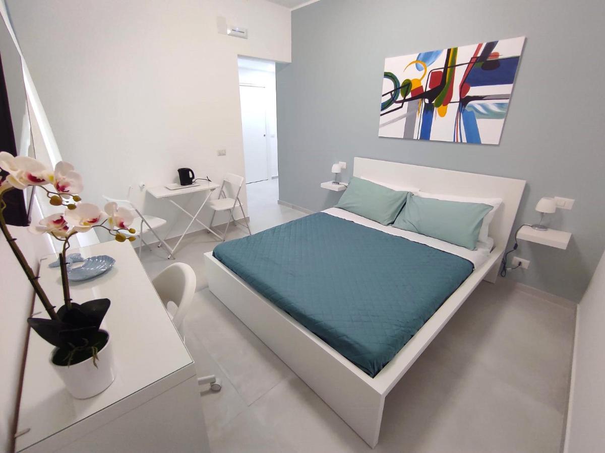 B&B La Finestra Sul Mare Milazzo Exterior photo