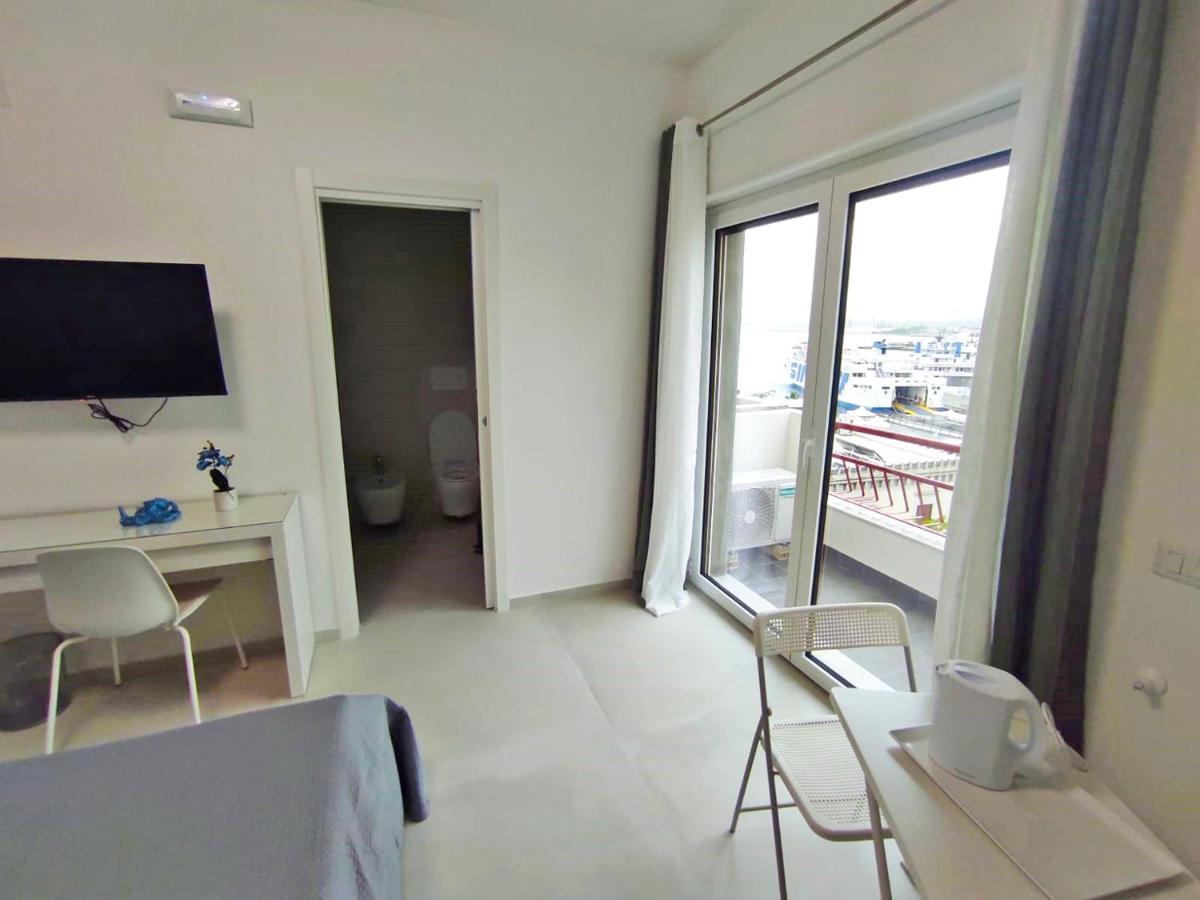 B&B La Finestra Sul Mare Milazzo Exterior photo