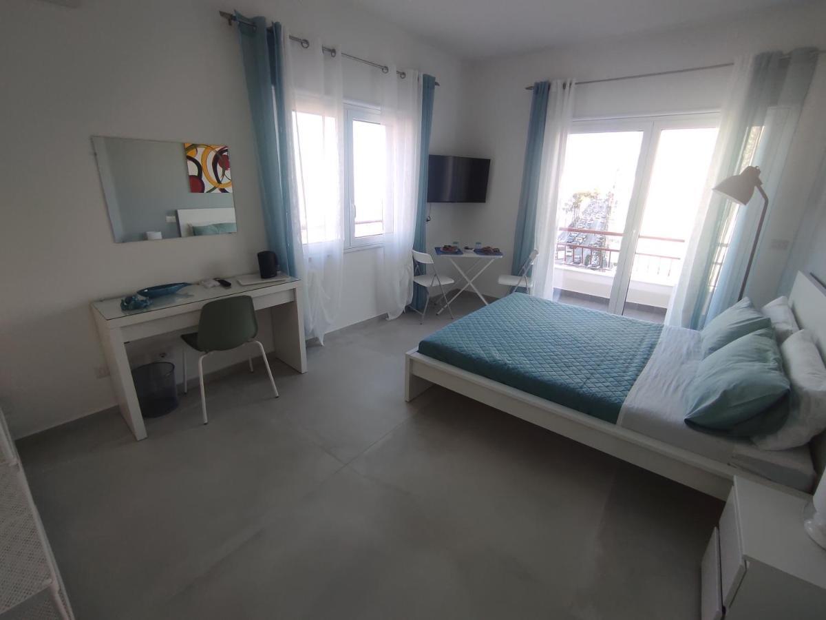 B&B La Finestra Sul Mare Milazzo Exterior photo