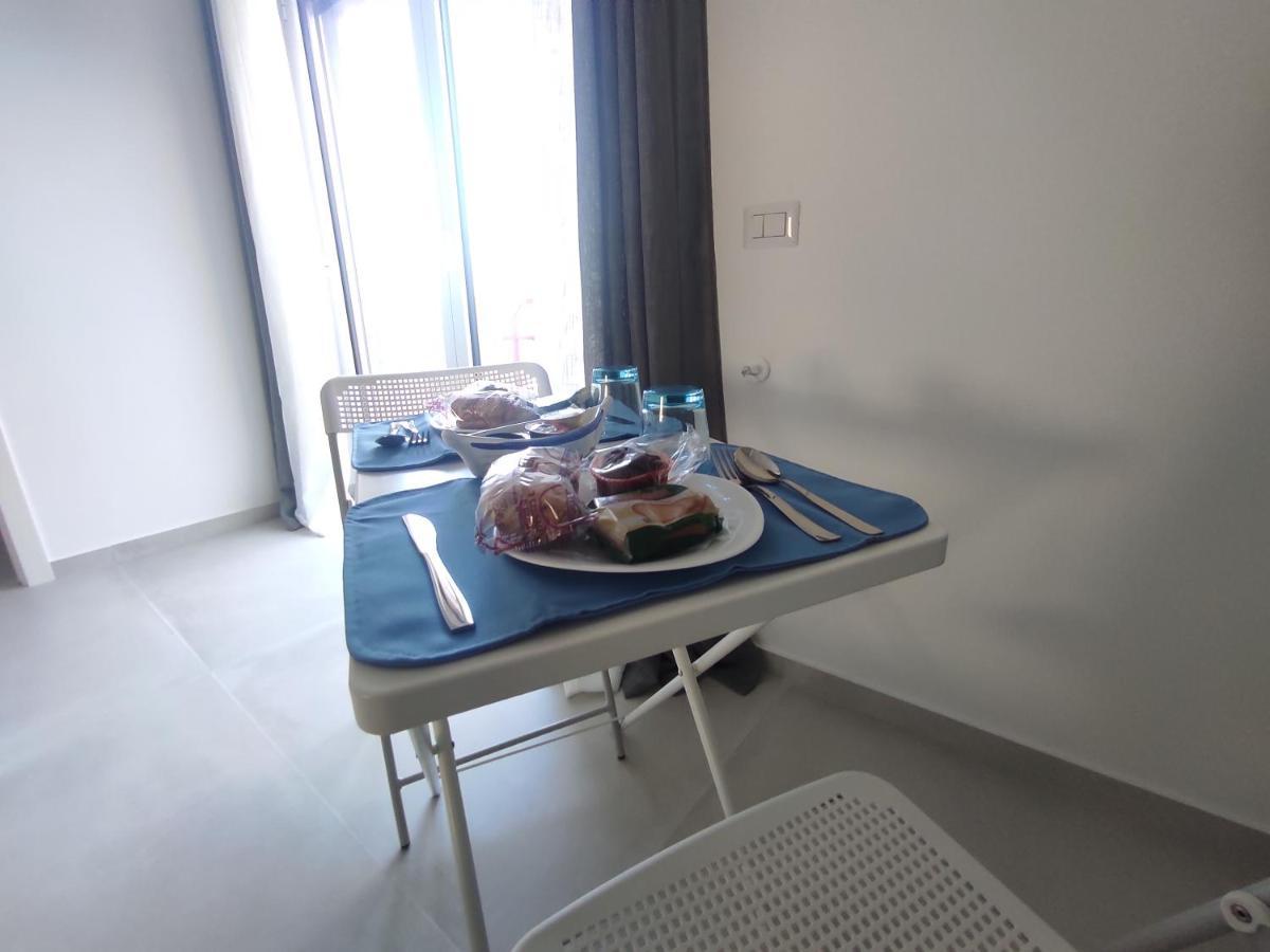 B&B La Finestra Sul Mare Milazzo Exterior photo